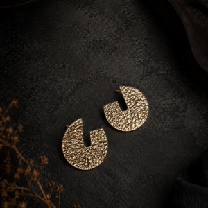 HAMMERED BRASS EARRNGS