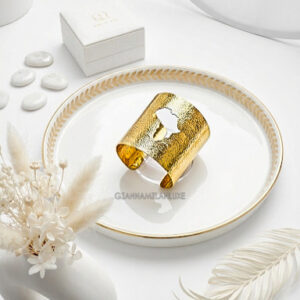 HOLLOW AFRICA BRASS BARCELET