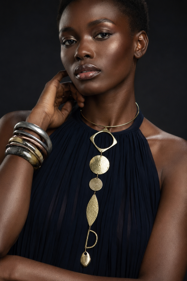 LONG DROP BRASS CHOCKER
