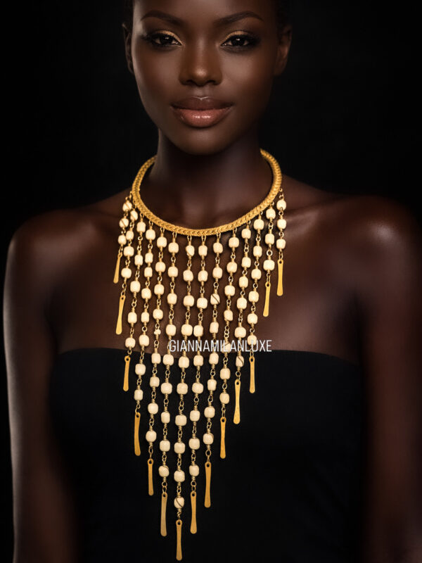 WHITE BONE NECKPIECE