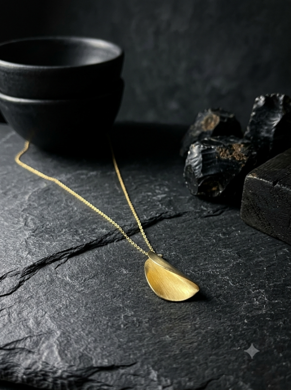BRASS PENDANT