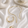 17C9596F-F69B-44CD-A7BE-60286F2C725E Minimalist Choker Set