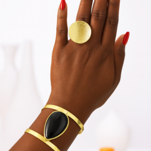 BLACK GLASS BRACELET SET