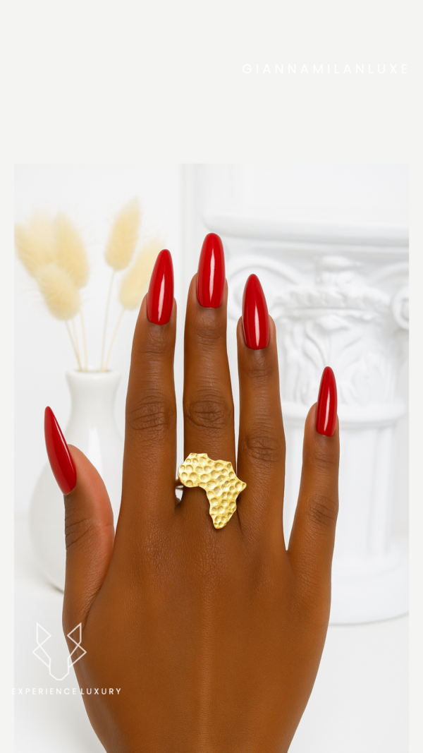 instories_EE45879E-3C3E-48DA-BD60-1E4AF1C6F080 AFRICA BRASS RING